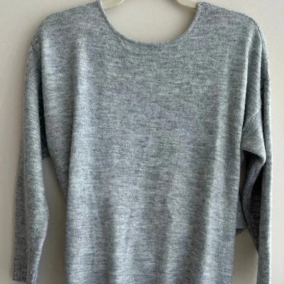 Pure / US Collection Grey Cross Front Sweater, Cozy Trendy Fall Knit, Medium - Picture 13 of 16